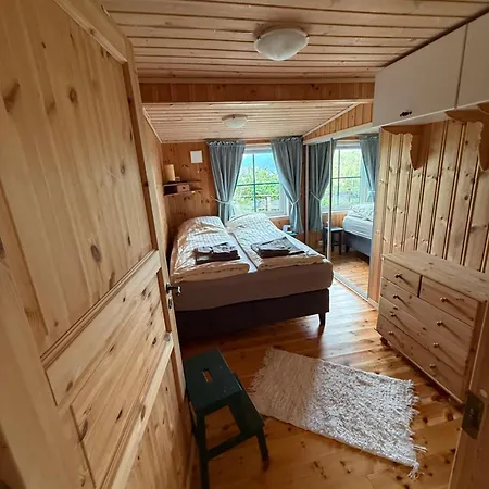 Holiday home Beautiful Fjord Cabin Near Bergen With Boat And Private Garden Litangen